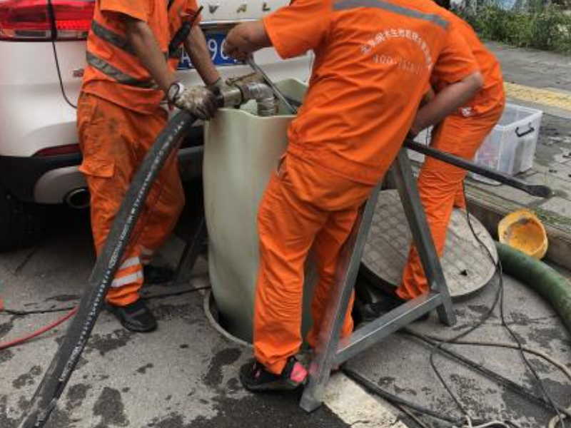 长春市 专业通下水 修水管 马桶水箱水龙头 该管道