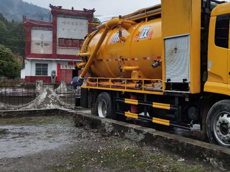 长春通下水 清掏下水井隔油池 淤泥垃圾 改管道