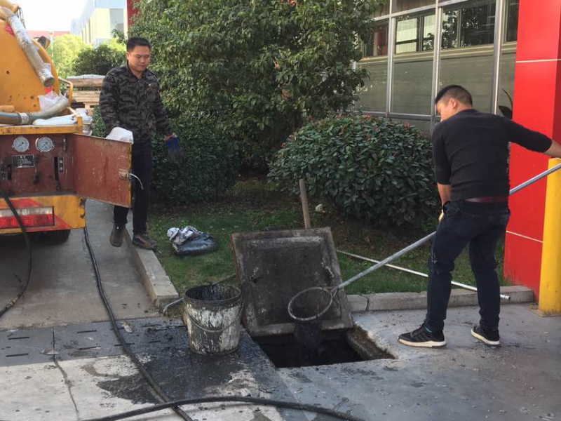 长春专业疏通各种管道,维修座便水箱龙头,清洗地热